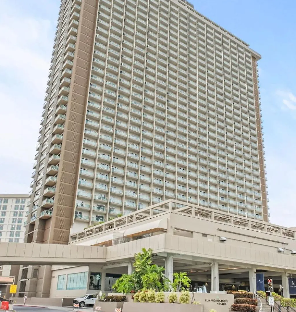 Top Floor Studio With Balcony & Views 3528 Honolulu